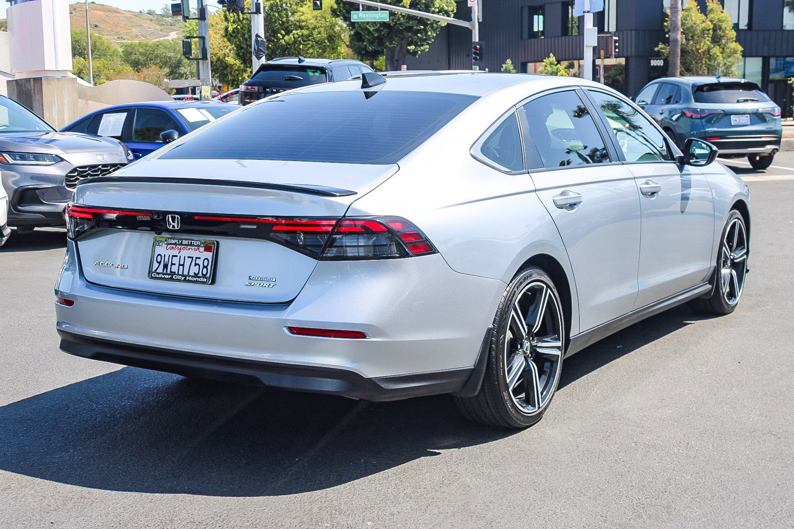 Certified Used 2025 Solar Silver Metallic Honda Sport image 8