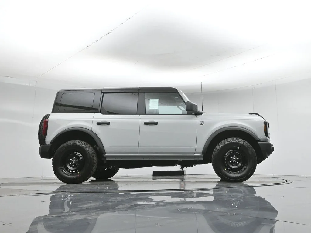 New 2026 Avalanche Gray Ford Big Bend image 50