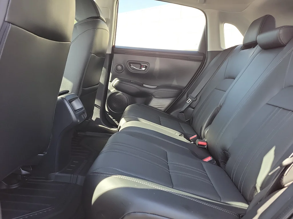 Certified Used 2025 Milano Red Honda EX-L image 12
