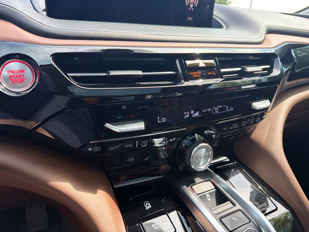 Used 2024 Majestic Black Pearl Acura Technology image 35