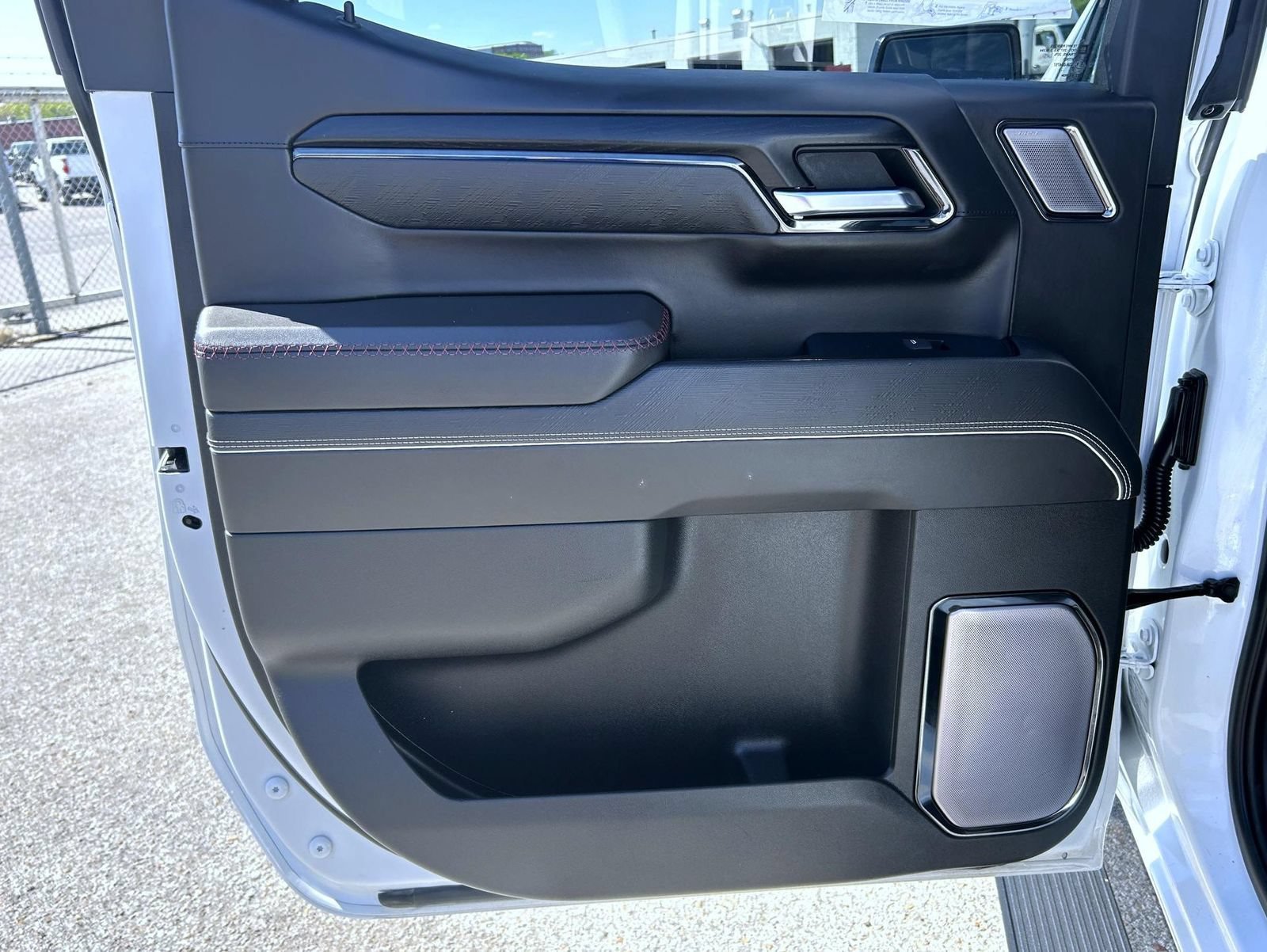 2023 GMC Sierra 1500 AT4X - Photo 18