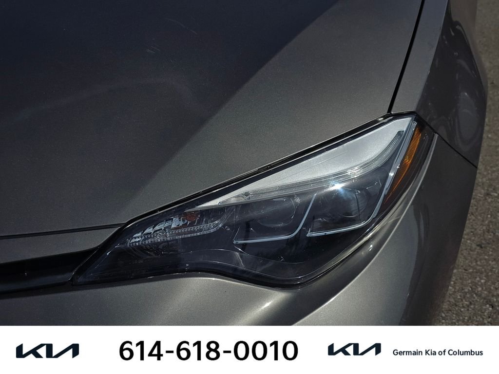 Used 2017  Toyota SE image 14