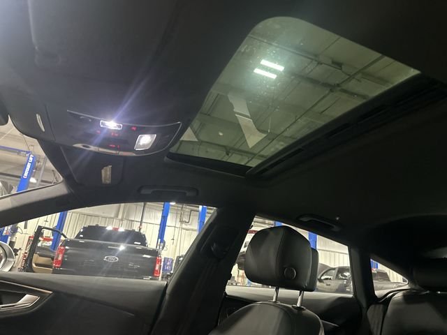 Used 2014  Audi 4.0T Prestige image 20