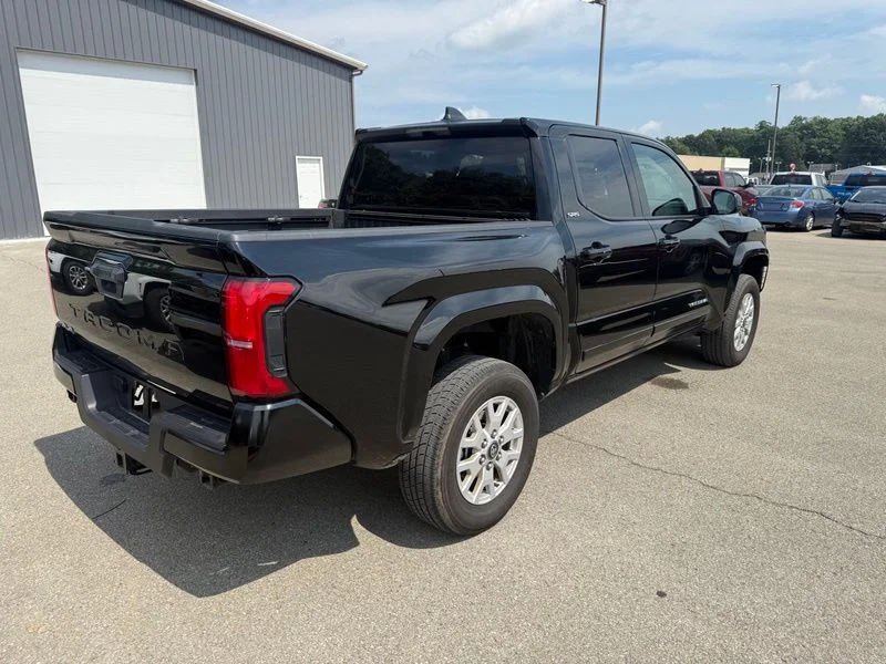 Used 2025 Black Toyota SR5 image 12