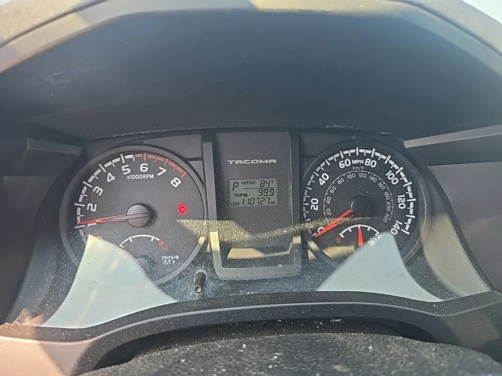 Used 2016 Red Toyota SR image 16