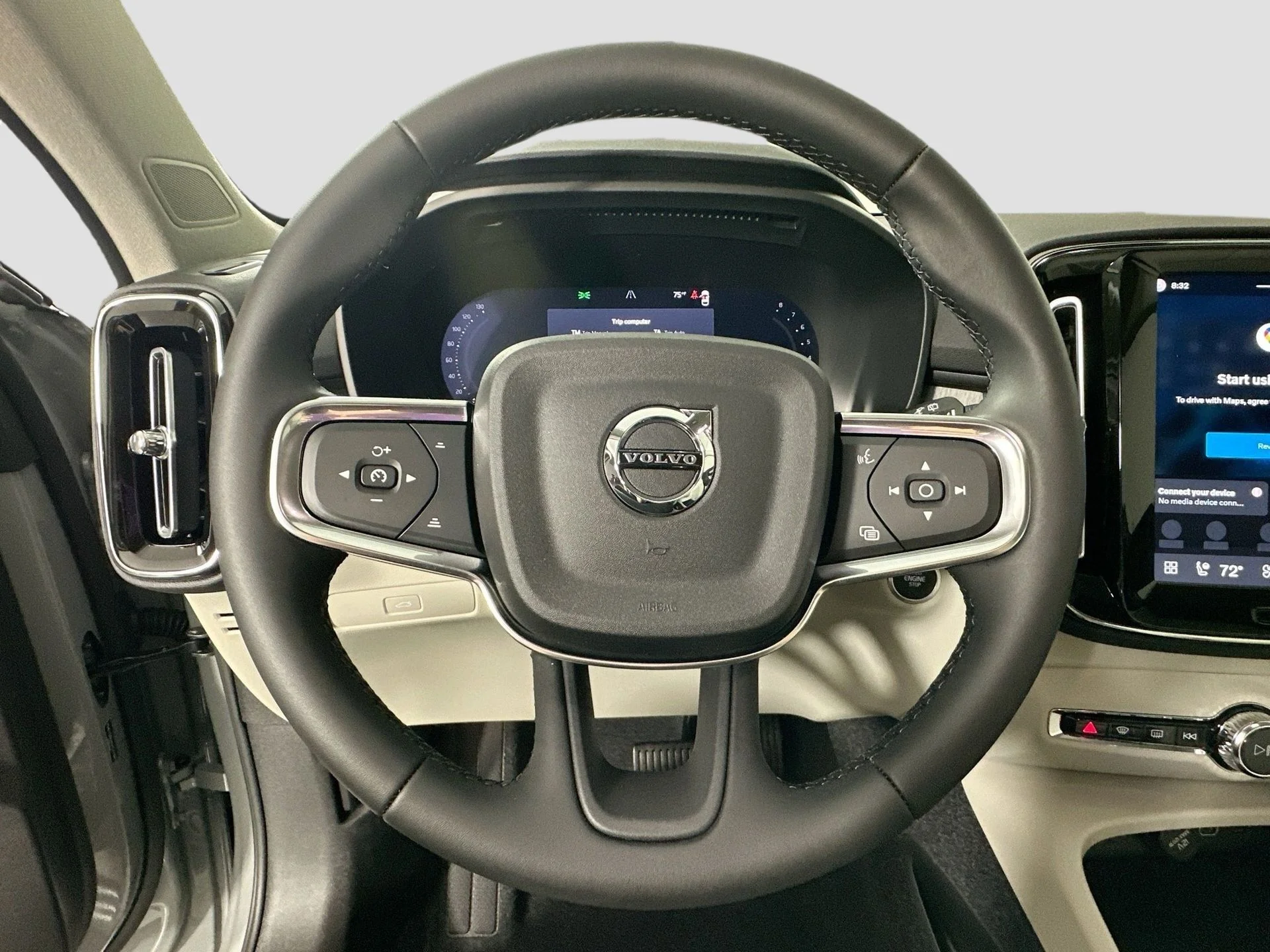New 2026 Vapour Grey Volvo Plus image 12