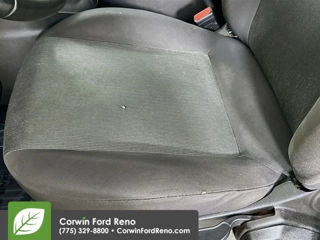 Used 2016 Bright White Ram SLT image 18