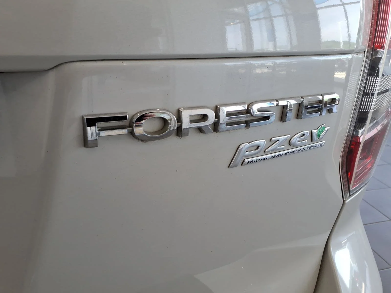 2015 Subaru Forester i - Photo 16