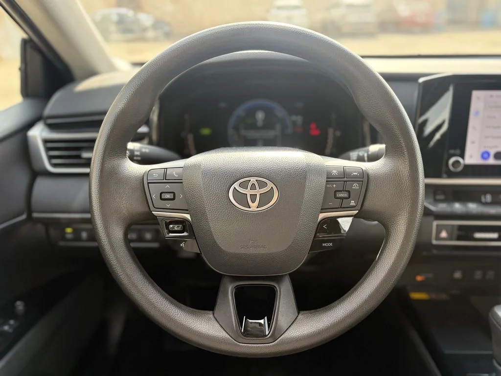 Used 2025 Midnight Black Metallic Toyota LE image 15