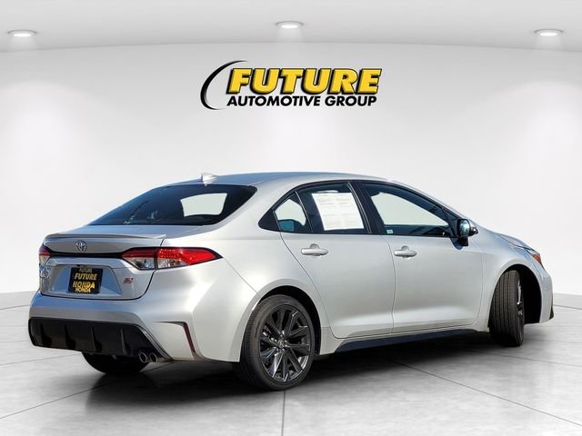 Used 2024 Silver Toyota SE image 4