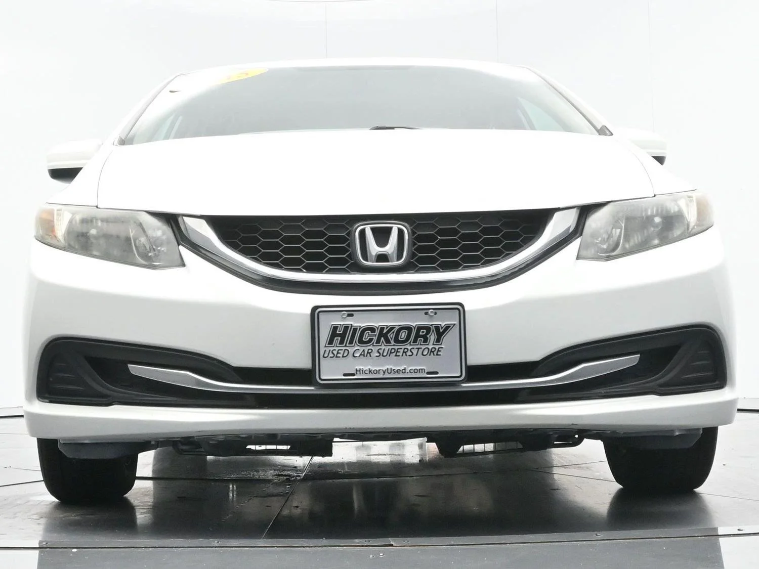 Used 2015 Taffeta White Honda LX image 40