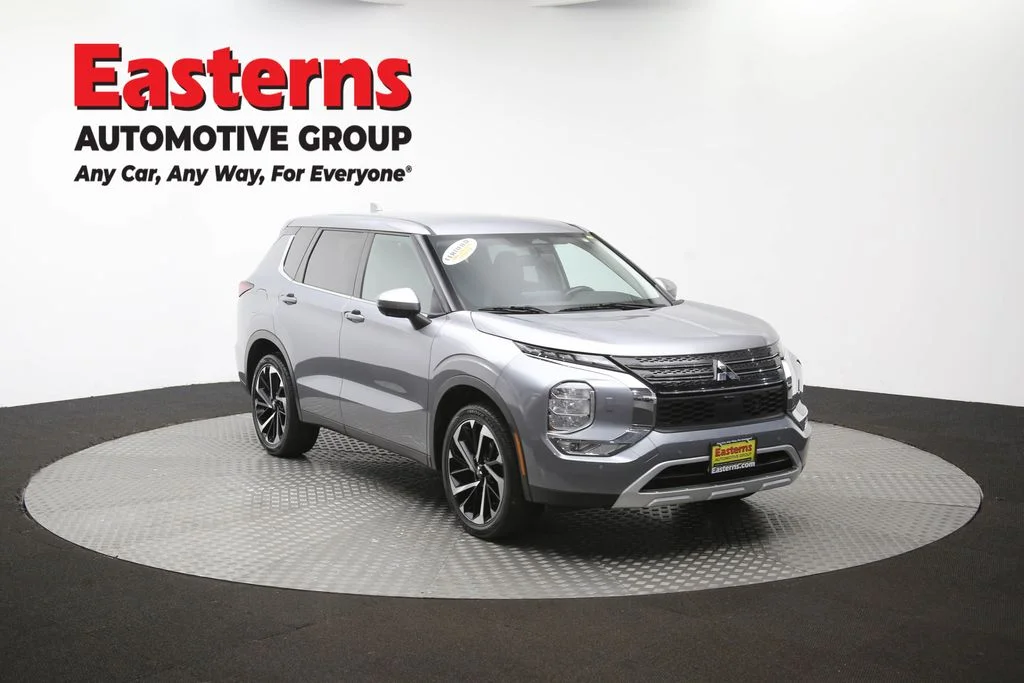 Used 2024 Gray Mitsubishi SE image 50