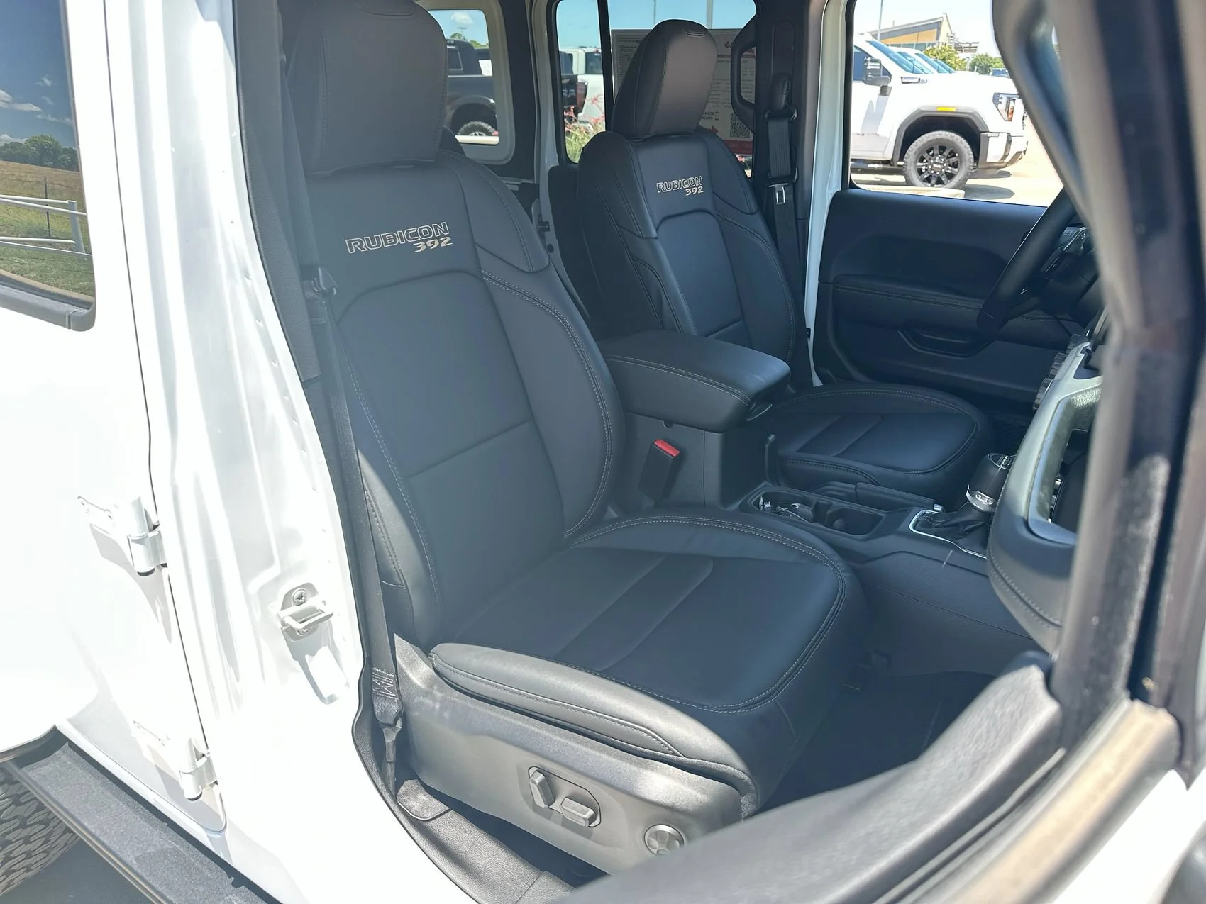 Used 2025 Bright White Clearcoat Jeep Rubicon 392 Final Edition image 24