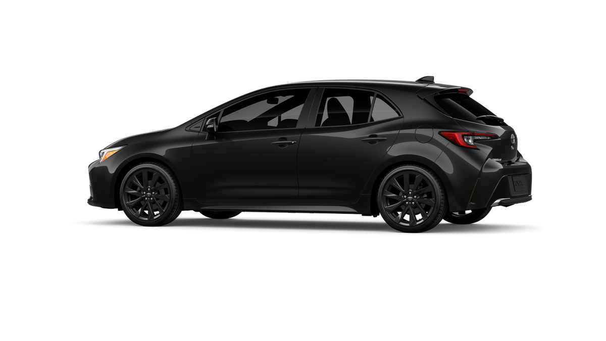 New 2027 Magnetic Gray Metallic Toyota XSE image 5