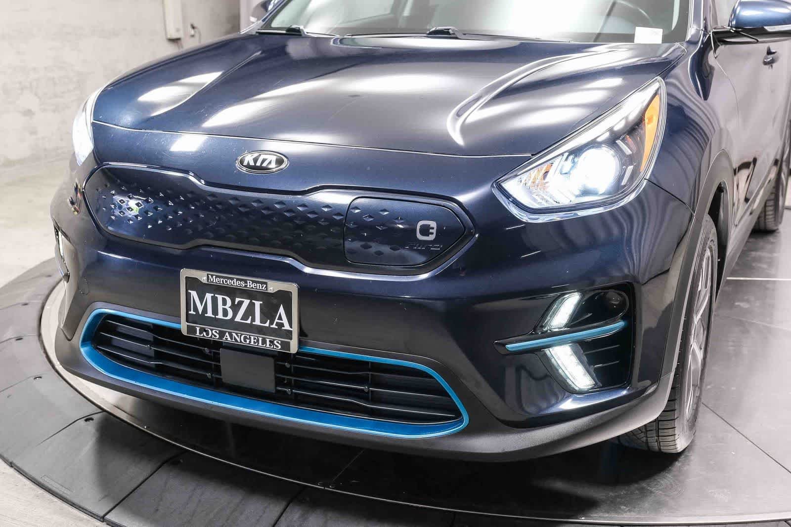 Used 2020 Gravity Blue Kia EX image 11