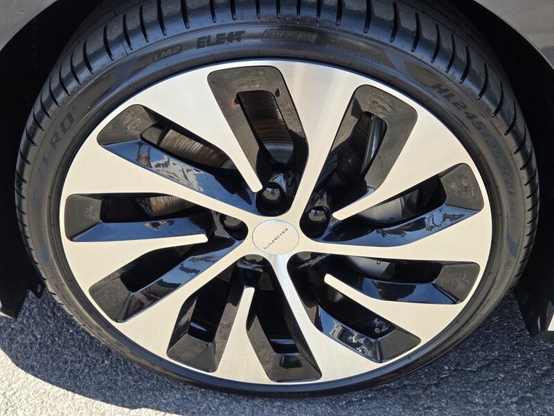 Used 2022  Lucid Grand Touring image 14