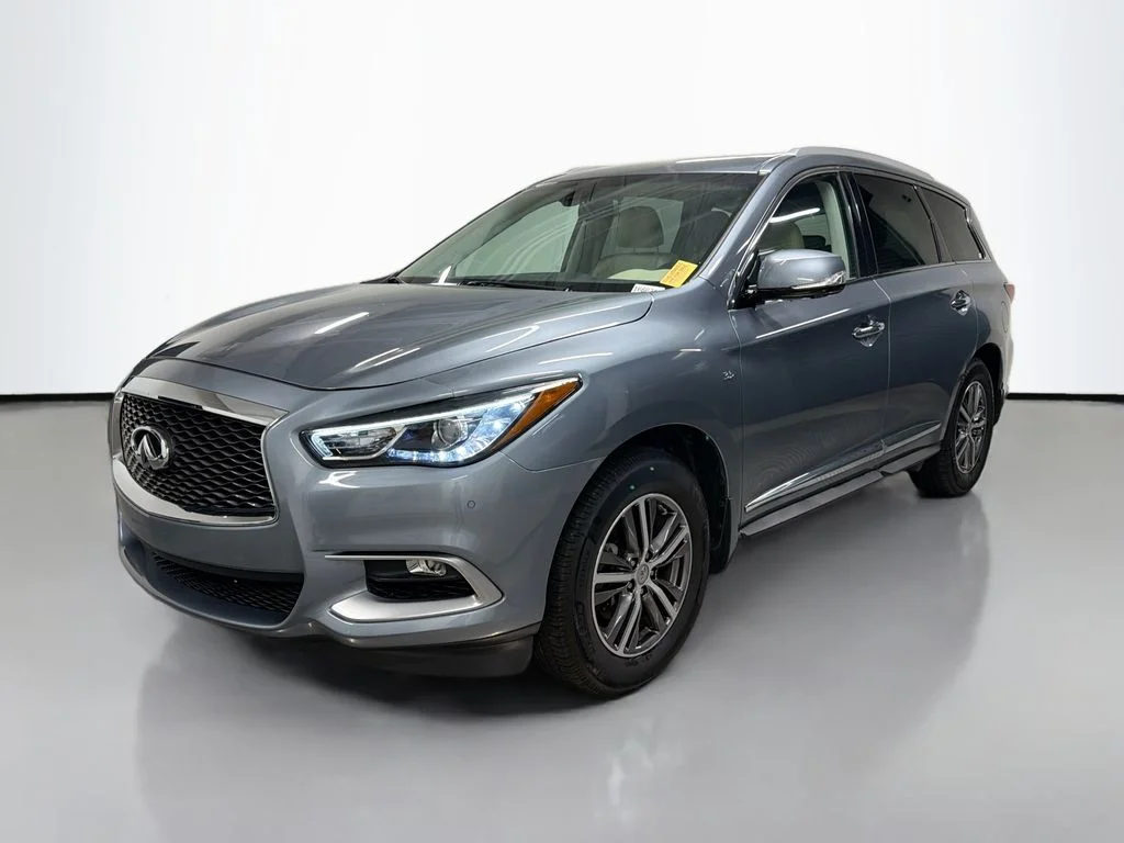 2016 INFINITI QX60 3.5 AWD's photo