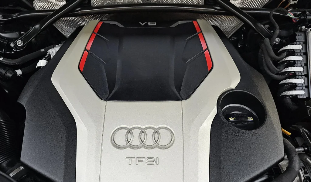 Used 2019 Black Audi 3.0T Premium Plus image 19