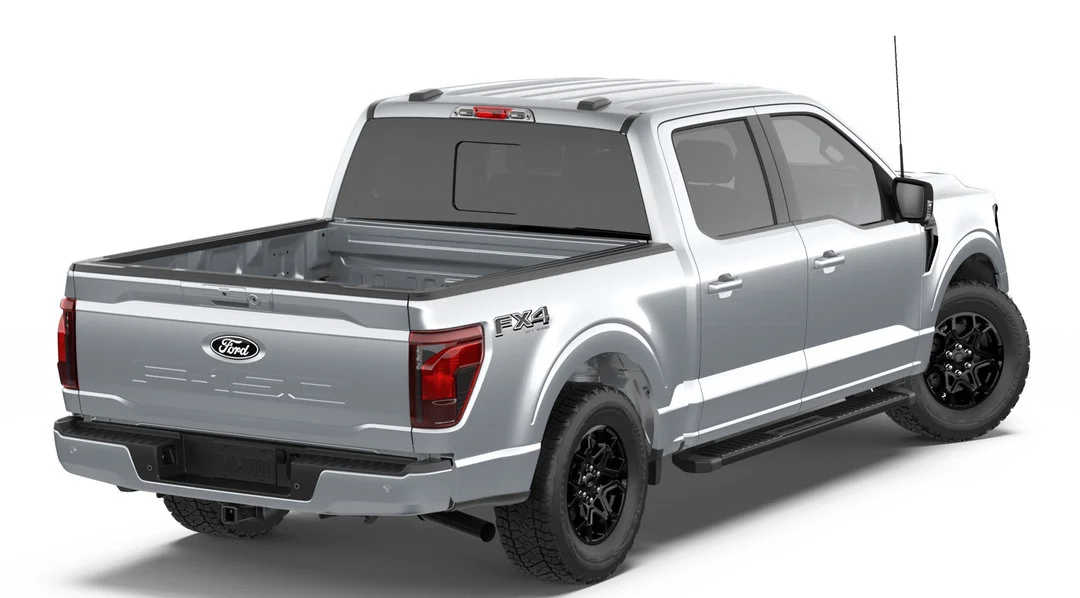 New 2026 Iconic Silver Metallic Ford XLT image 3