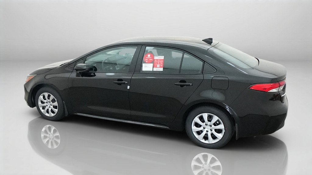 New 2027 Inked Toyota LE image 15
