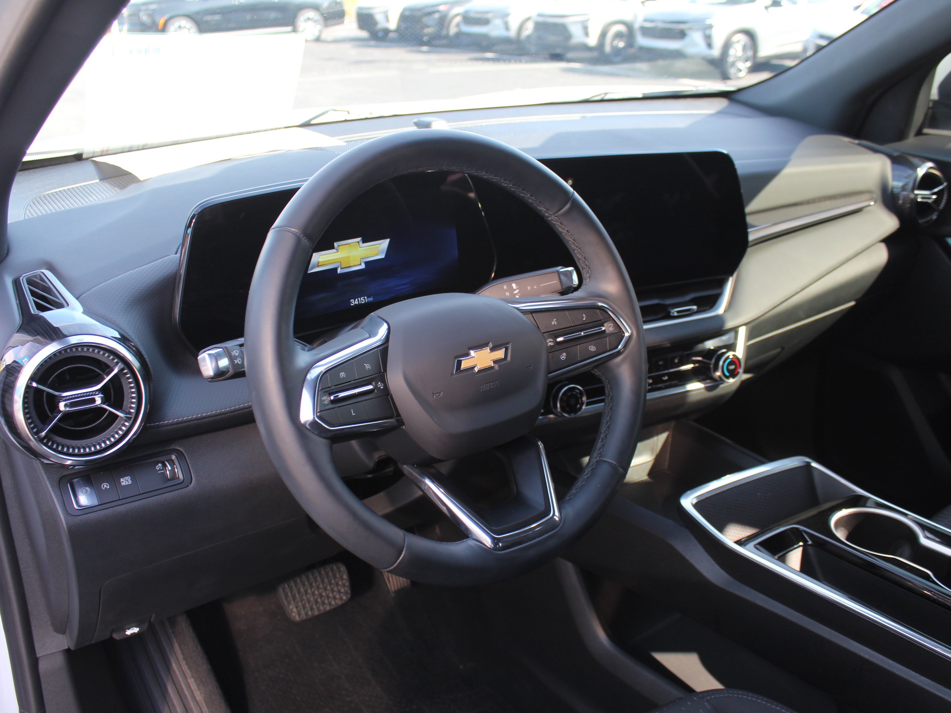 2025 Chevrolet Equinox LT - Photo 14