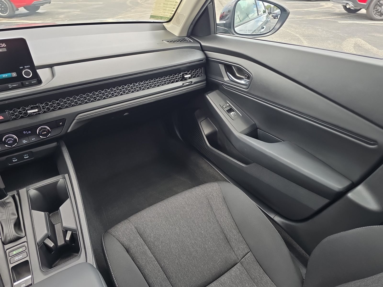 2025 Honda Accord SE - Photo 12
