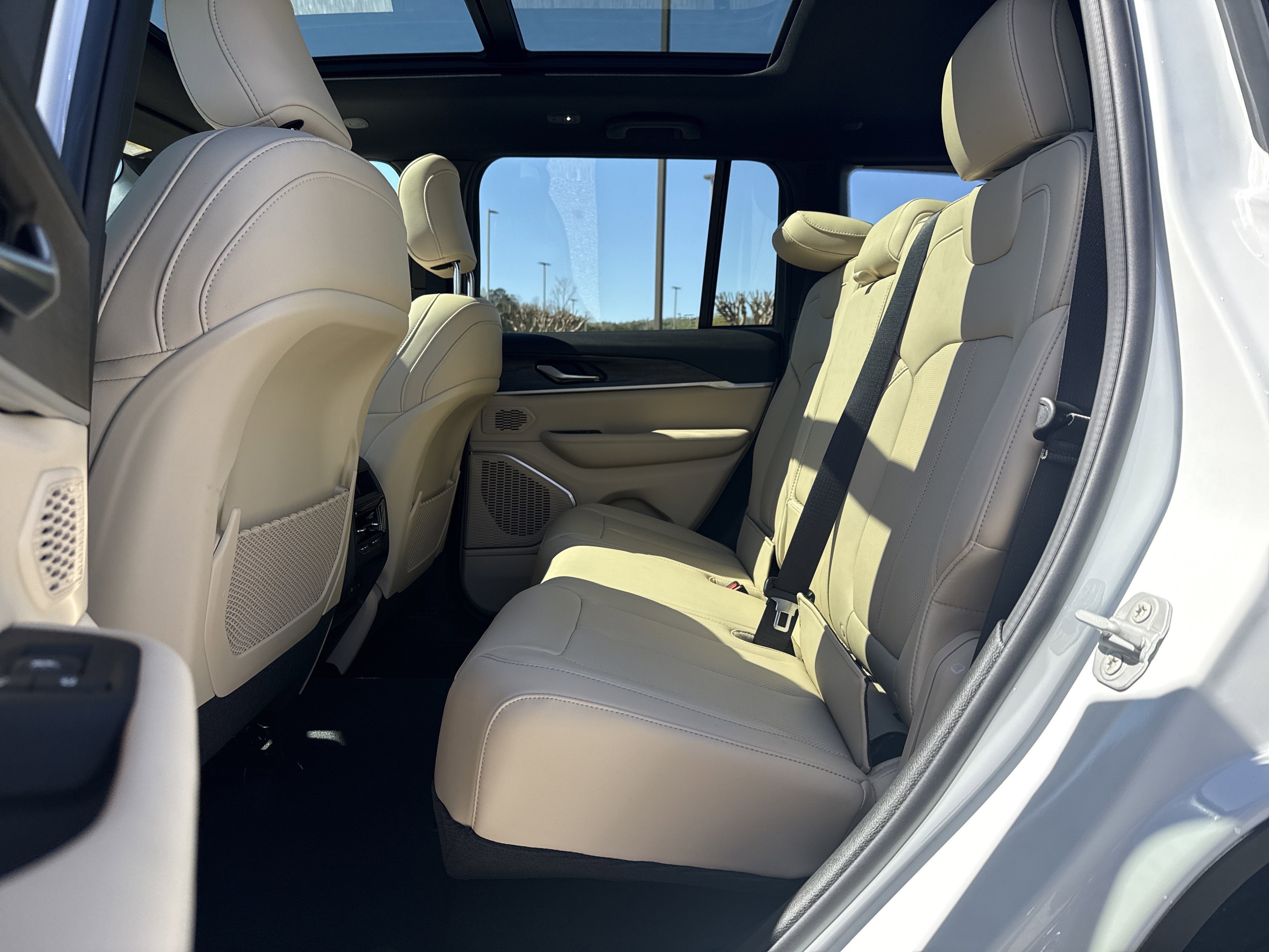 New 2026 Bright White Clearcoat Jeep Limited image 23