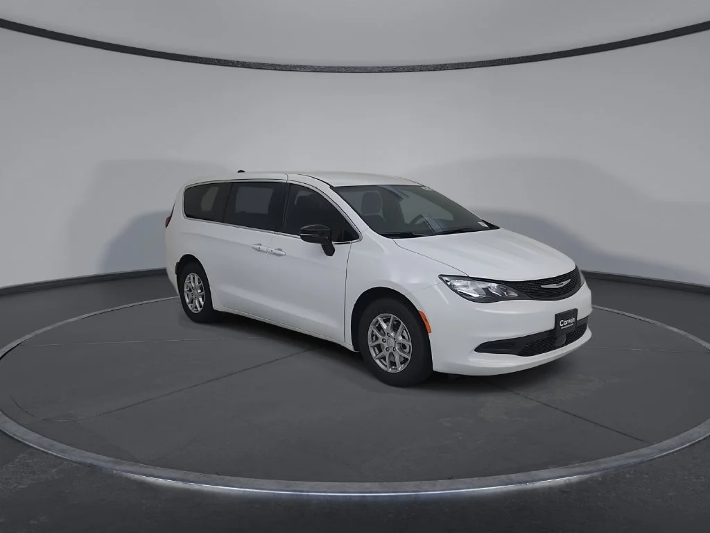 New 2027 Bright White Clear-Coat Paint Chrysler LX image 3