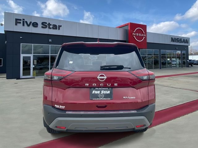 Used 2023 Red Nissan SV image 5