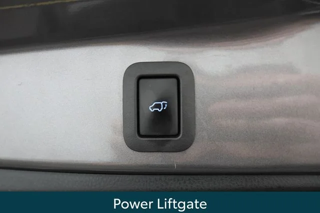 Used 2018 Gray Toyota SE image 14