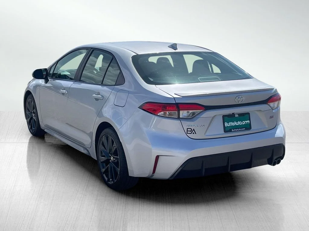 Used 2024 Classic Silver Metallic Toyota SE image 5