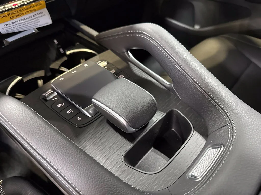New 2027 Obsidian Black Metallic Mercedes-Benz GLE 450 image 37