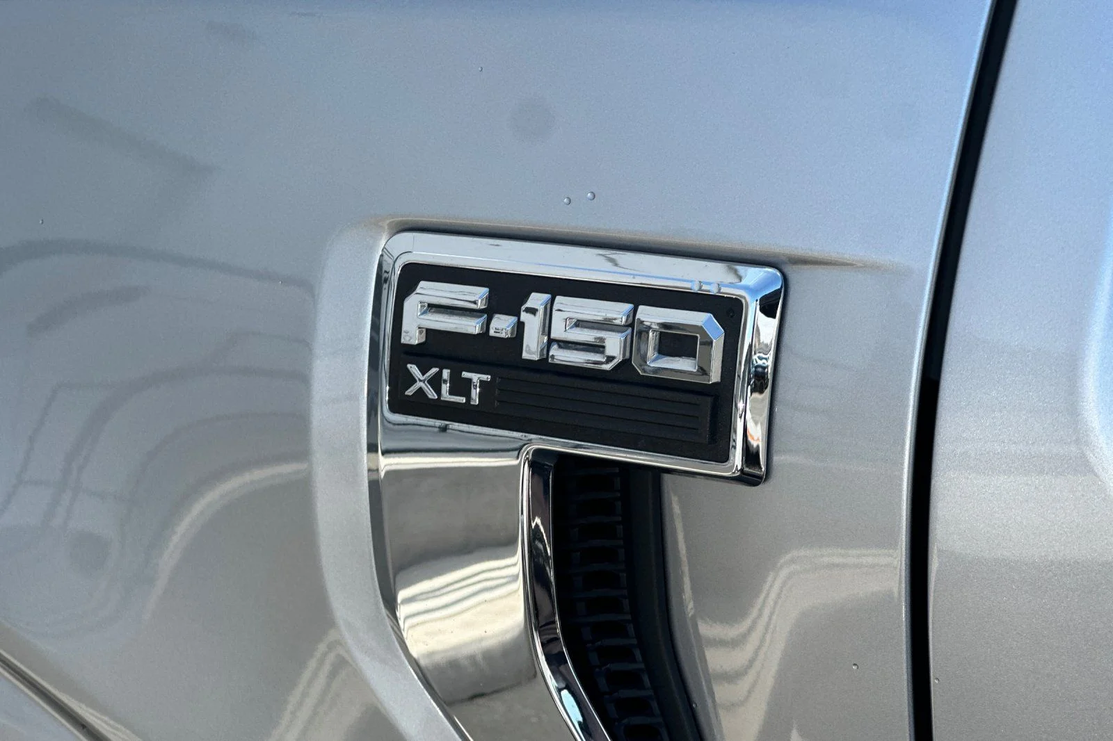 2024 Ford F-150 XLT - Photo 25