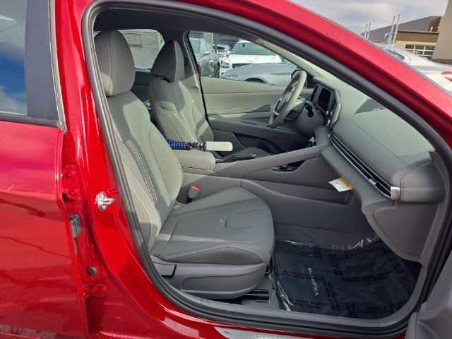 Used 2026 Red Hyundai SEL Sport image 23