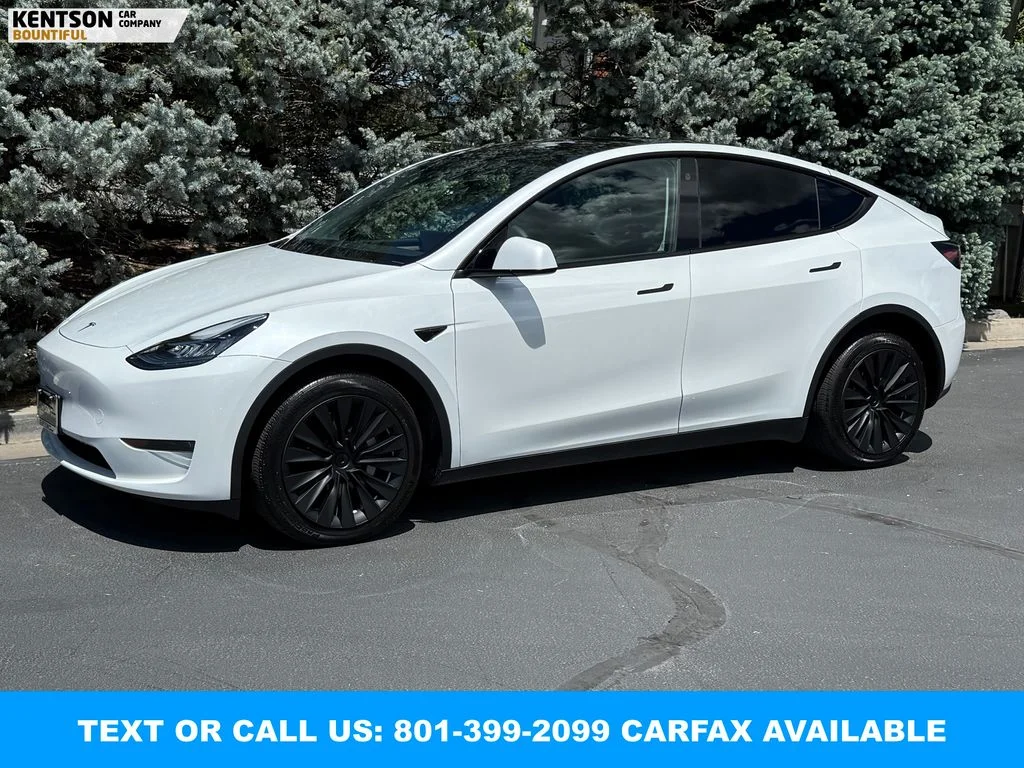 2023 Tesla Model Y Long Range Dual Motor All-Wheel Drive's photo