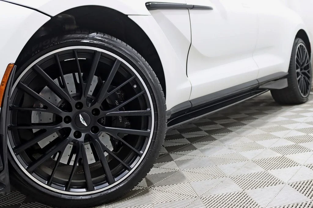 Used 2023 White Aston Martin 707 image 5
