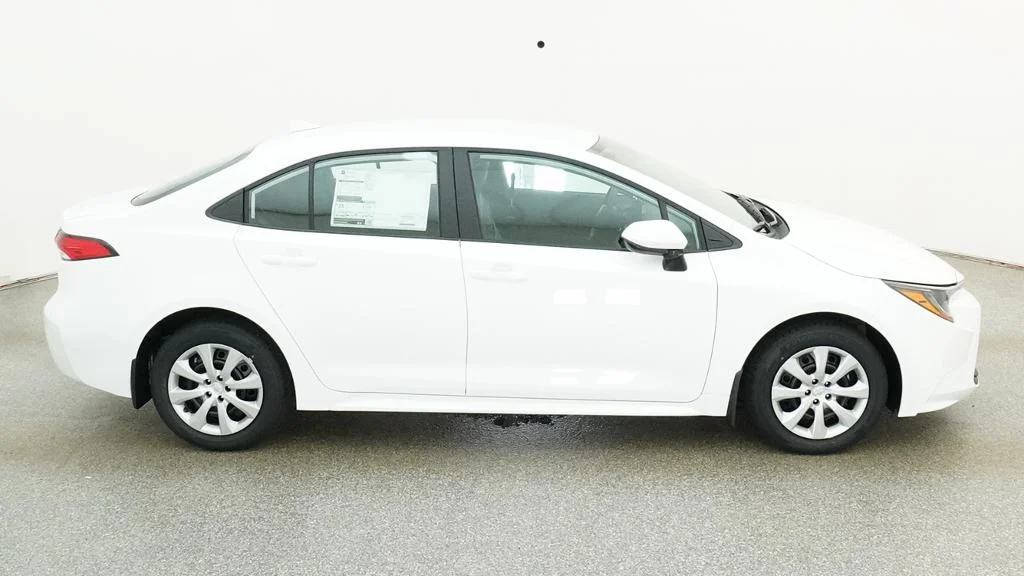 New 2026 Ice Cap Toyota LE image 14