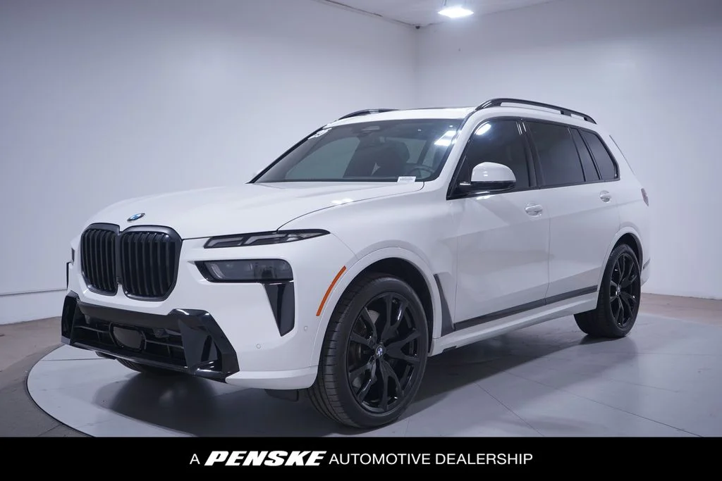 2025 BMW X7 xDrive40i's photo