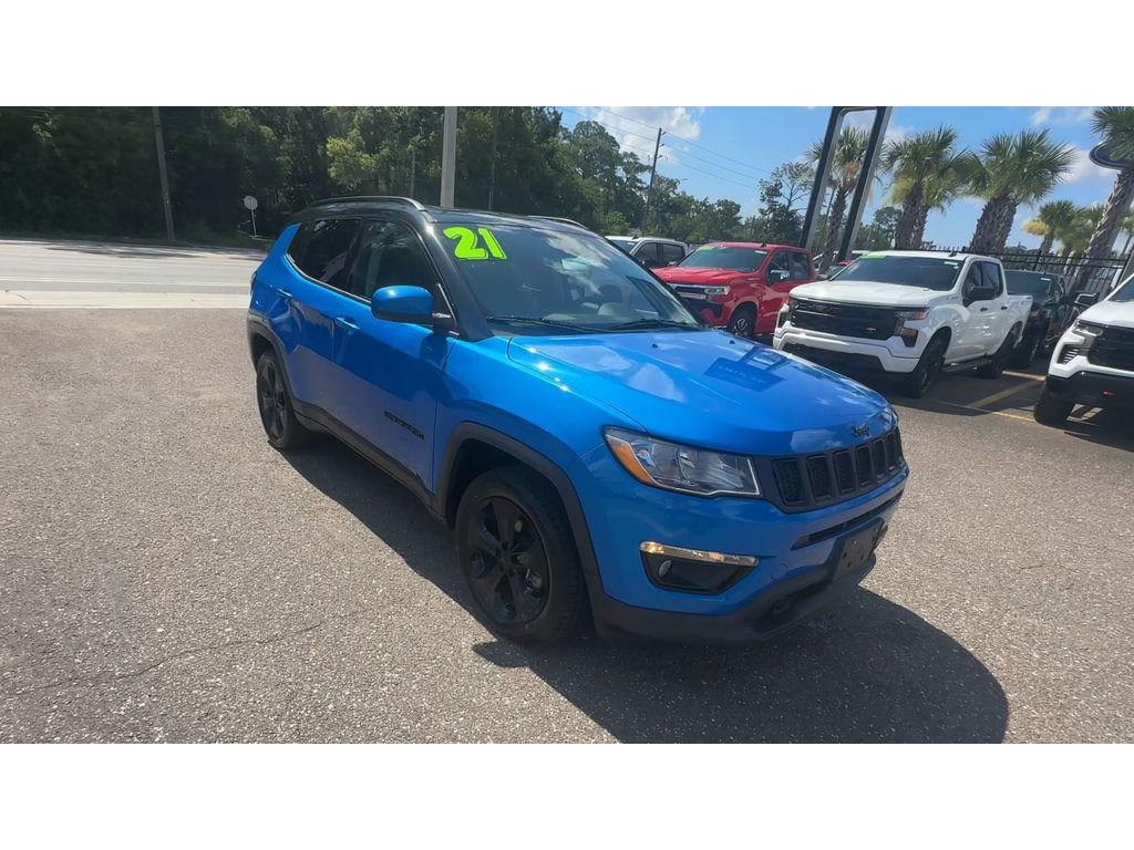 Used 2021  Jeep Altitude image 8