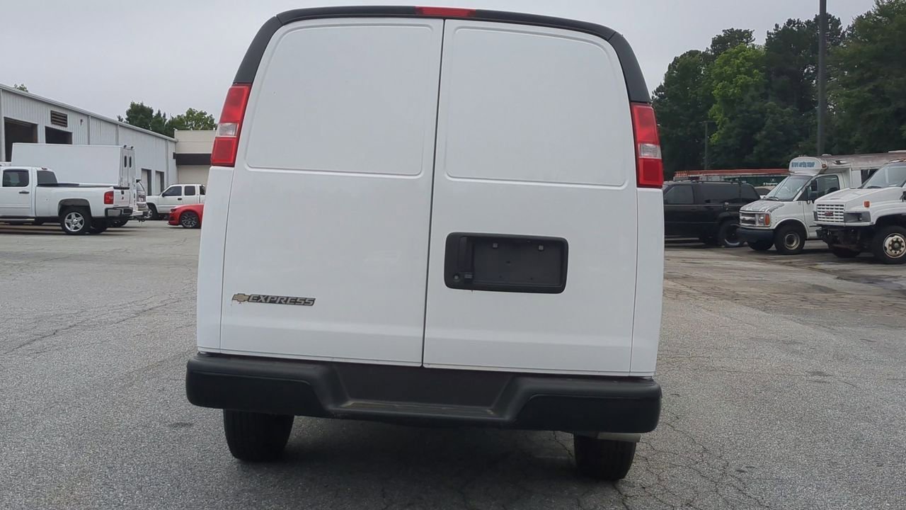2025 Chevrolet Express Cargo Work Van - Photo 7