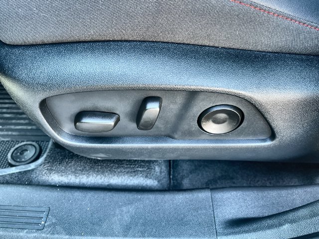2027 Chevrolet Equinox photo 22 of 42