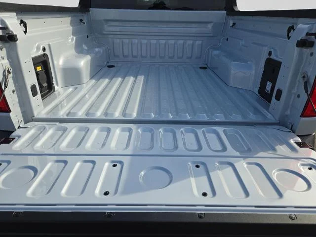 New 2026 Space White Metallic Ford XLT image 14