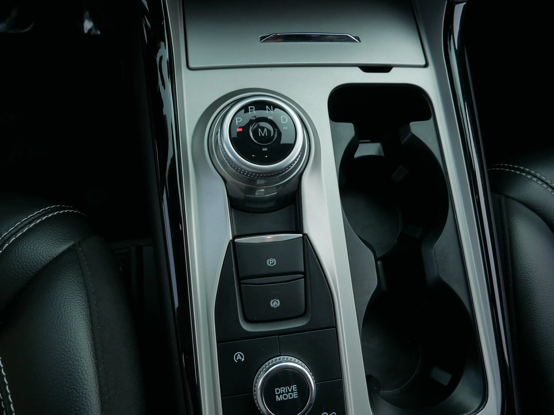 Used 2023 Star White Metallic Tri-Coat Ford ST image 24