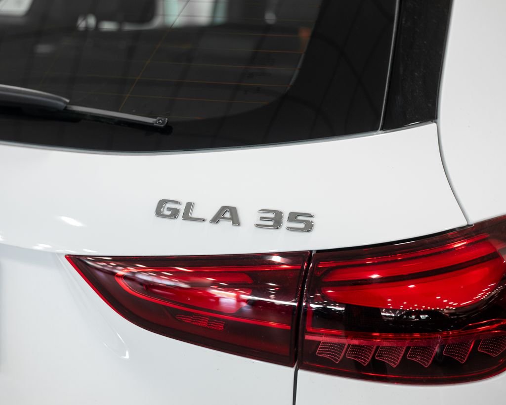 New 2026 Polar White Mercedes-Benz GLA 35 AMG® image 9
