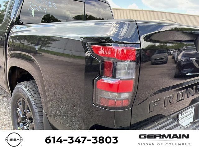 New 2026 Super Black Nissan Crew Cab SV image 10