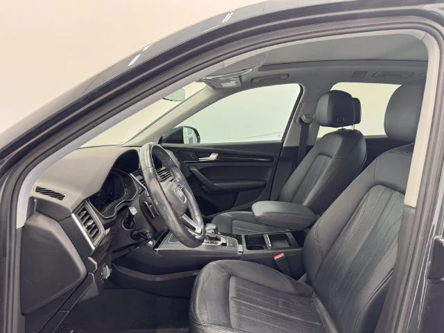 Used 2018 Manhattan Gray Metallic Audi 2.0T Premium image 19