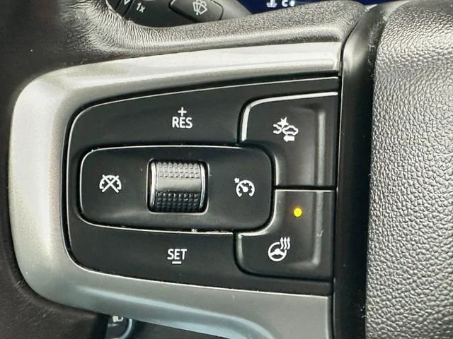 Certified Used 2022 Summit White Chevrolet RST image 18