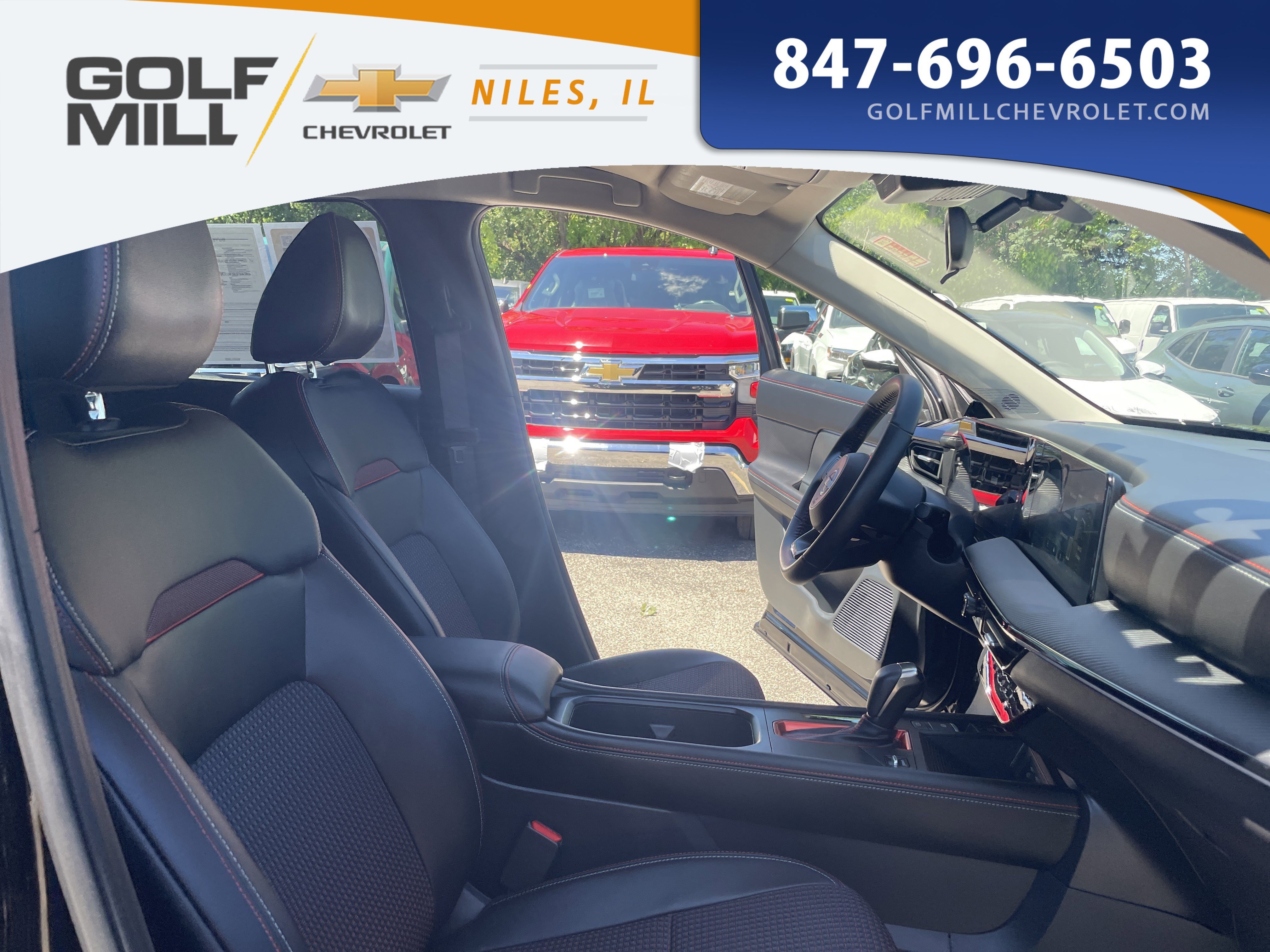 Used 2025 Super Black Nissan SR image 29