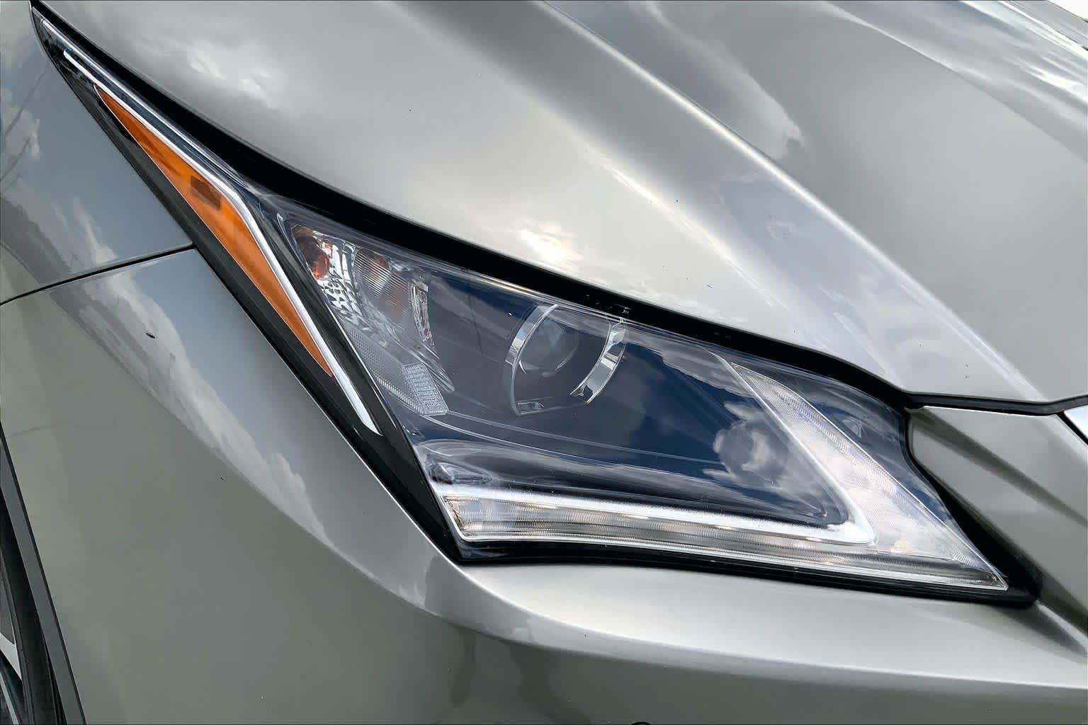 Used 2017 Atomic Silver Lexus  image 27