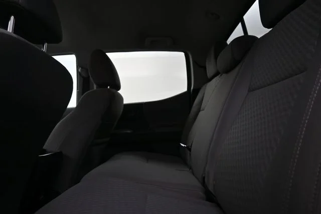 Used 2022 White Toyota SR5 image 11